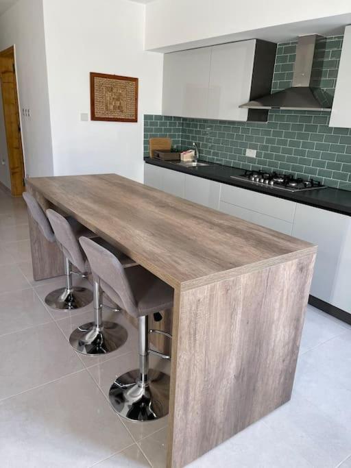 Sunset Apt Modern 1 Bedroom Apt Near The Beach Birzebbuga Exterior foto