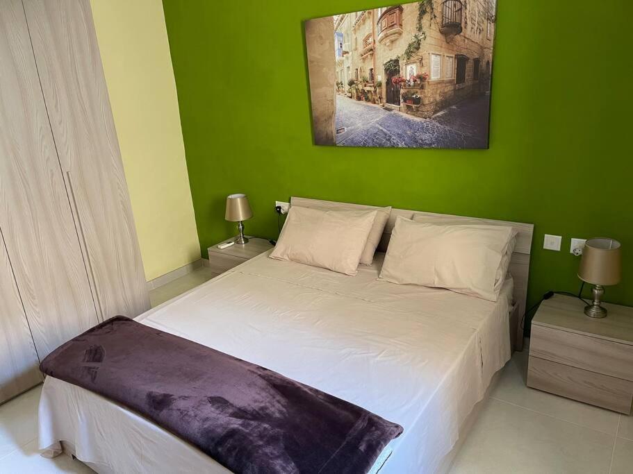 Sunset Apt Modern 1 Bedroom Apt Near The Beach Birzebbuga Exterior foto